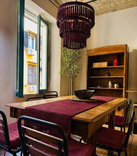 New Home in Rome Center sleeps 8