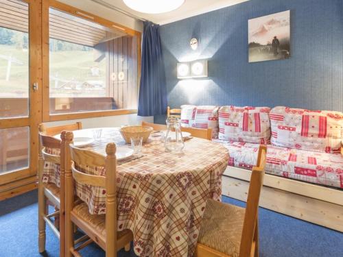Studio duplex fonctionnel au centre, vue pistes, accès skis aux pieds