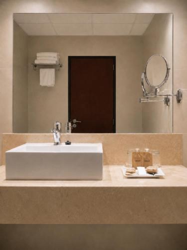 Hotel Chamartin The One