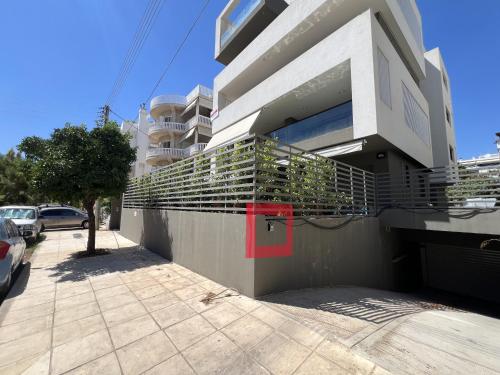 Riviera Chic 2BR in Glyfada by TwentyTwo
