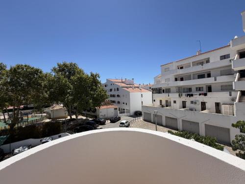 Central Town 2-Bedroom Classy Apartment Albufeira