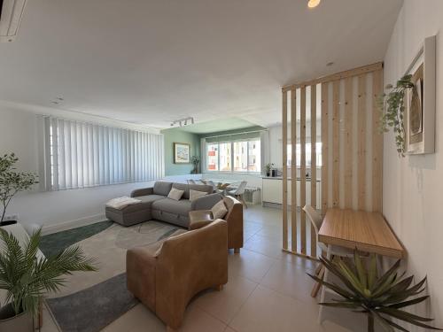 Central Town 2-Bedroom Classy Apartment Albufeira