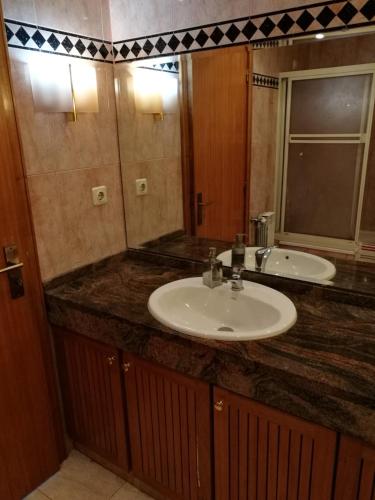 Big and luminous 4-room apartment