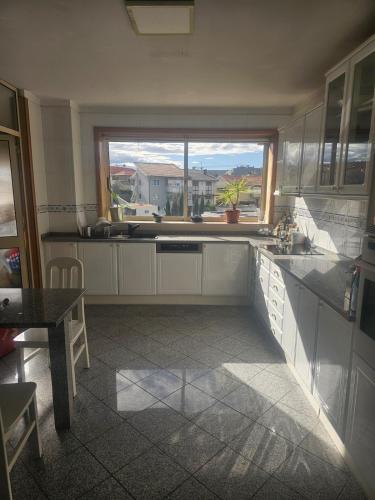 Big and luminous 4-room apartment