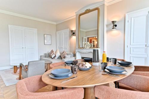 Spacious 4 bedrooms - Paris 11th with style
