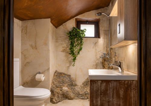 Ethnic Cave Suite