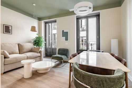 Teatro Real Apartment - Apartamento renovado para 6 en el centro