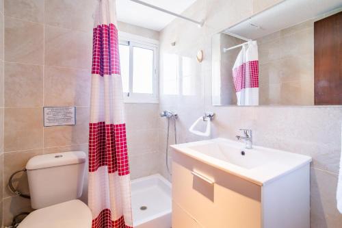 Cubo's Playamar Beach Apartment