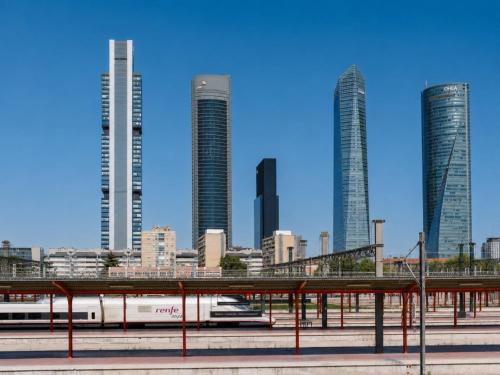 Hotel Chamartin The One