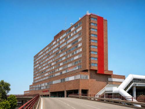 Hotel Chamartin The One