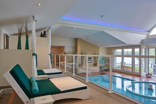 Sir Sam's Inn & Spa – Photos 5