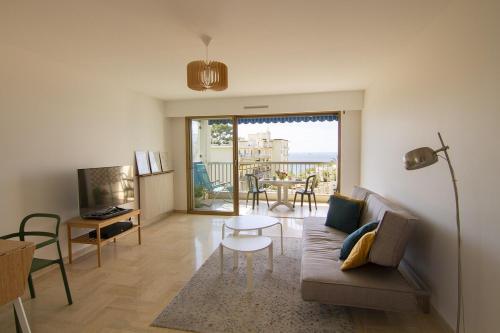 WeHost - Bel appartement avec vue sur la mer : piscines