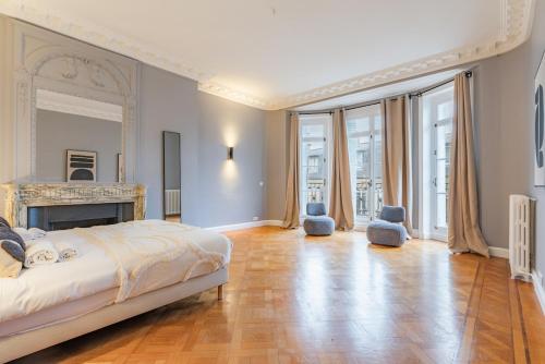 Exceptional Luxury Apartment near Avenue Foch in Paris 16th