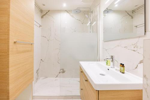 Mobility lease - Paris 16 - 2 rooms