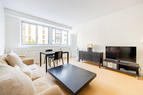 Mobility lease - Paris 16 - 2 rooms