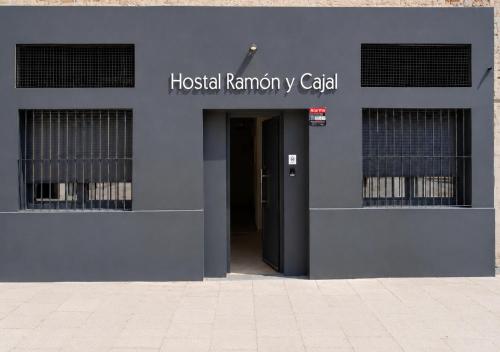 Hostal Ramon y Cajal