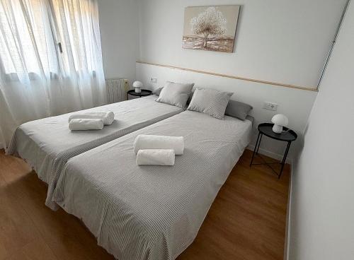 Apartamento reformado de 3 habitaciones en Sagrada Familia