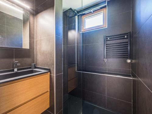 Appartement rénové, skis aux pieds, 10 pers., balcon
