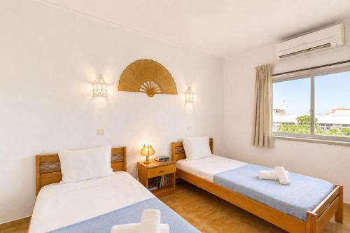 Algarve Light & Poolside Living