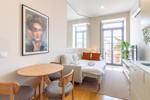 31 Janeiro 157 - Delightful 1BR w AC by LovelyStay