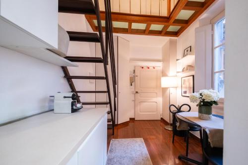 [Station - City Center] Studio Flat