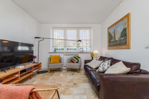 Augusto - a family house with pool in the heart of Lisbon