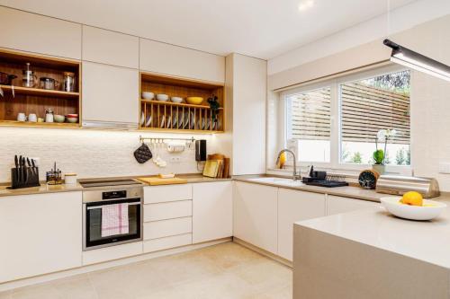 Augusto - a family house with pool in the heart of Lisbon