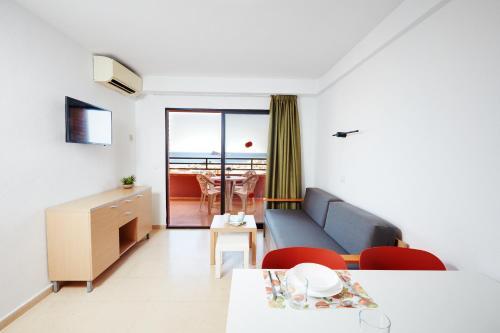 La Caseta Apartments