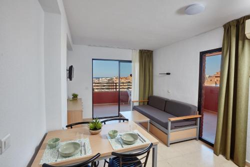 La Caseta Apartments