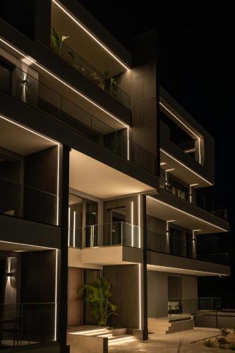 Moya Signature Experience