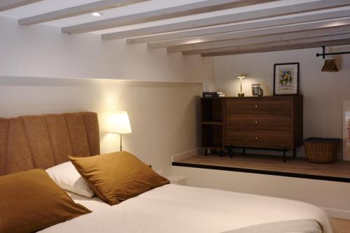 Apartment Duplex - AC - Wi-Fi - Nice center
