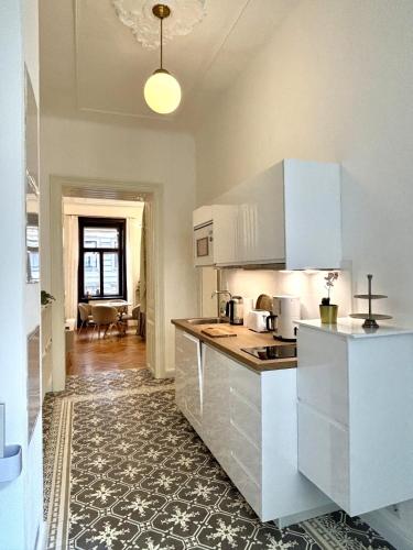 Altbau Juwel - 10 Min zu Fuß zum Schloss Belvedere