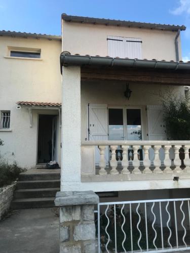 Studio rez-de-chaussée de maison