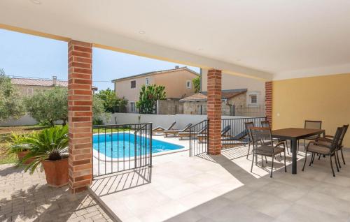 Beautiful Home In Biograd Na Moru