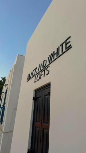 BLACK AND WHITE LOFTS - MYKONOS TOWN by Black and White Villas