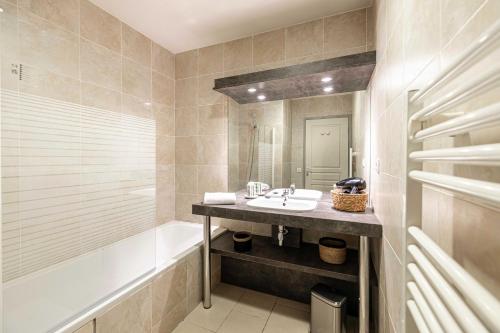 Charming Apartment a c 2BR 6P - Cannes