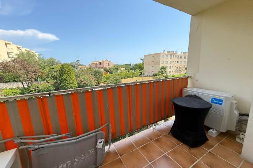 Appart climatisé avec balcon proche centre & plages