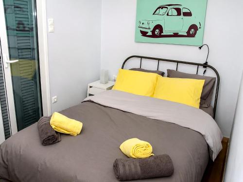 Modern studio a breath away from the Acropolis