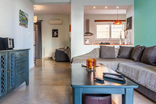 Erika's Oasis - Stylish Gem inthe Heart of History
