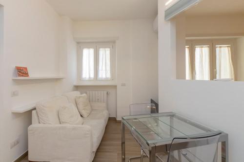 Xenia - Studio apt in Via Panicale 12
