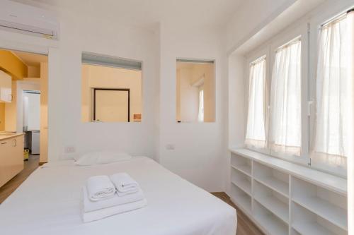 Xenia - Studio apt in Via Panicale 12