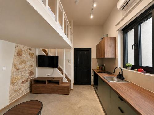 Ohana Urban Loft I