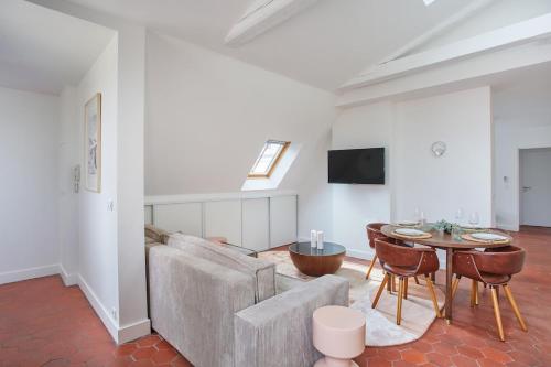 Appartement climatisé 1BR Triangle d'Or