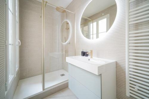 Elegant 4 BR apartment Spacious and decorated