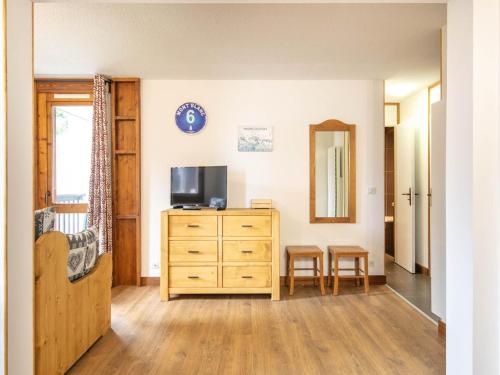 Bel appartement rénové · Balcon · Proche pistes et commerces · Casier à ski