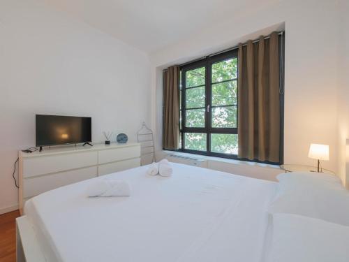 Xenia Milano - 2 rooms apt in Via Mecenate 84 - 8