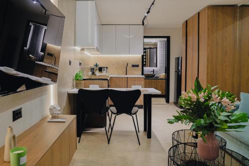 Elan Loft