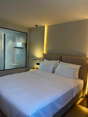Elan Loft