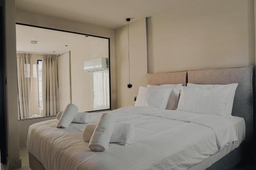 Elan Loft