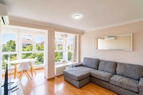Cubo's Central Bright Marbella Apartment